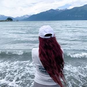 Meet your Posher, Whitney